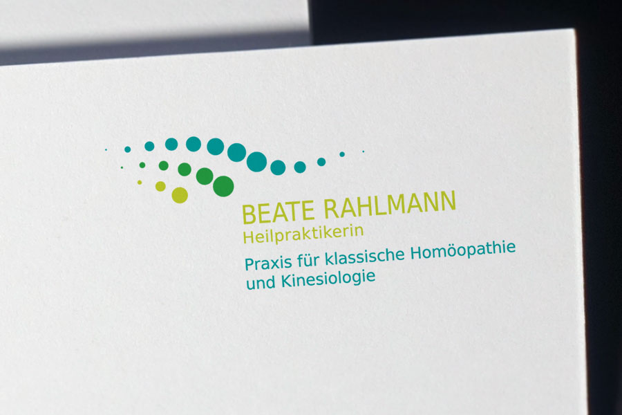 Entwicklung des Logos der Praxis für Homöopathie